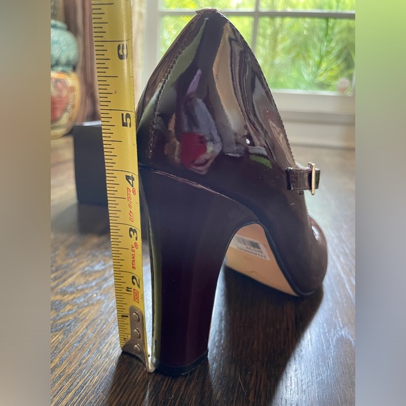 DUNE of London classic burgundy patent Mary Jane heels. - Picture 12 of 16